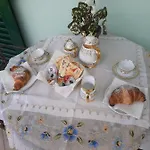 Дом отдыха Gerry House *